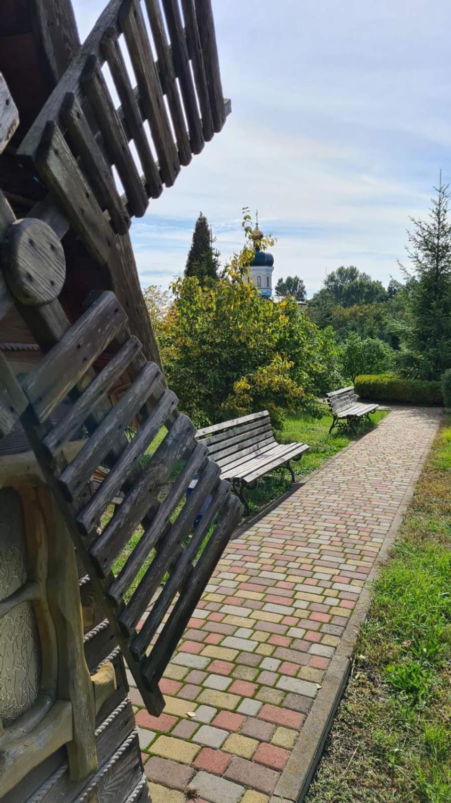 Vershnyk Cherkasy Exterior photo