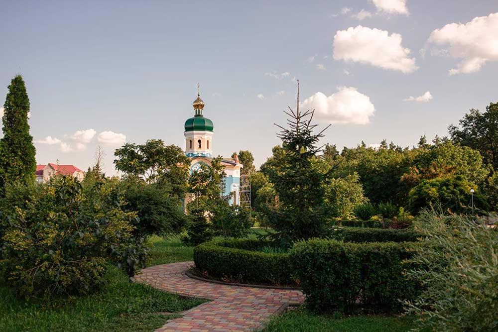 Vershnyk Cherkasy Exterior photo